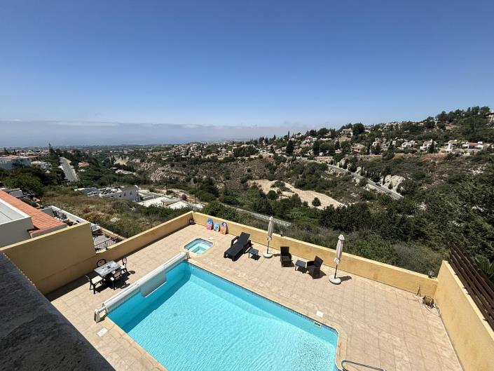 Image No.2-4 Bed Villa / Detached for sale