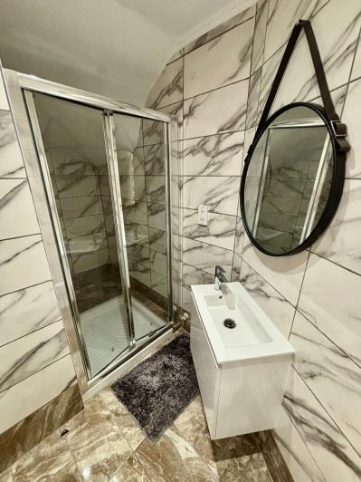 Image No.12-3 Bed Villa for sale