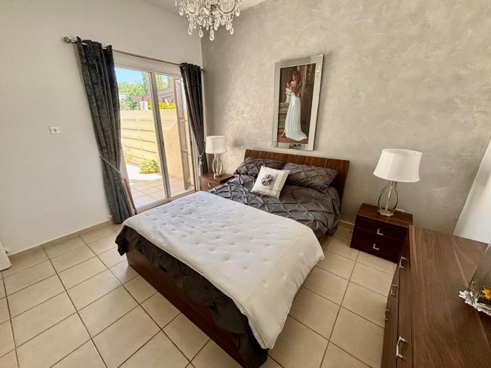 Image No.10-3 Bed Villa for sale