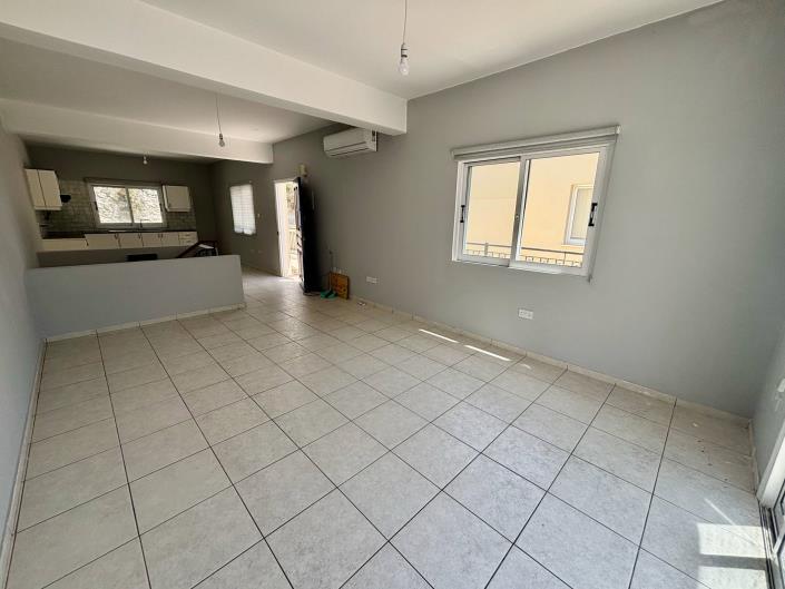 Image No.8-3 Bed Semi-Detached for sale