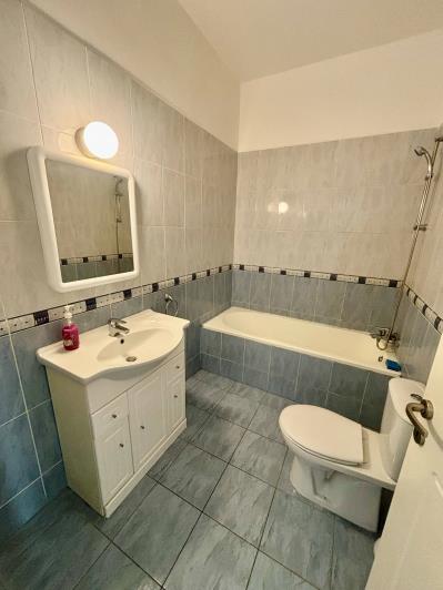 Image No.19-3 Bed Semi-Detached for sale