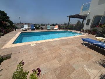 9ac65219-a72f-4f7b-b871-369141a325a3