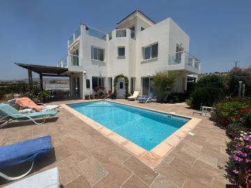 48dcc6ca-b8b4-436c-a036-66e9aa05090f