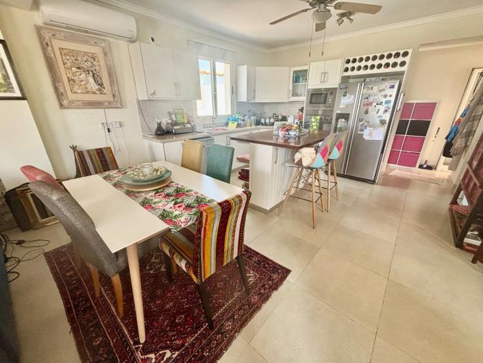 Image No.5-Villa de 4 chambres à vendre à Anarita