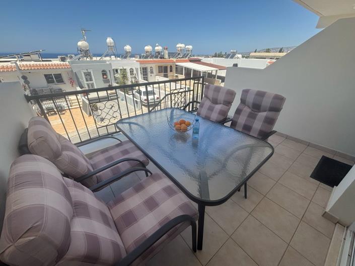 Image No.2-Maison de ville de 2 chambres à vendre à Kissonerga