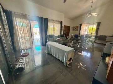 c3c84a8a-a554-44e5-b462-f01a27442e24