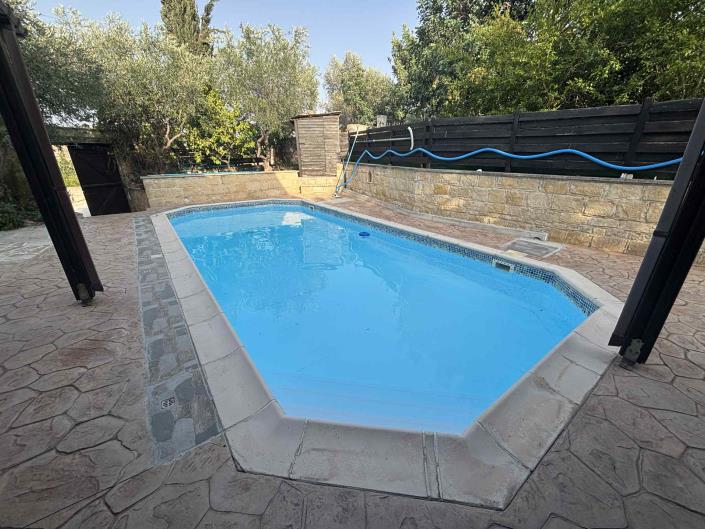 Image No.2-Villa / Détaché de 3 chambres à vendre à Letymvou