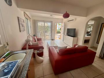 90b9e62d-bada-4b63-a562-c743d201d7c3