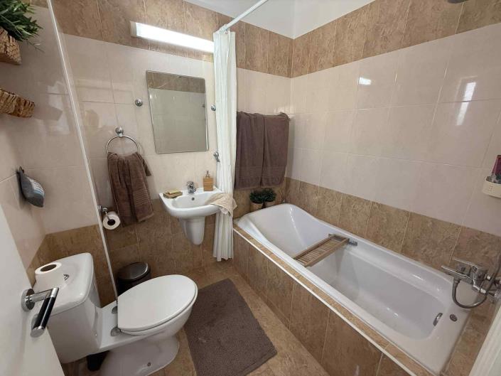 Image No.13-Jumelé de 3 chambres à vendre à Chlorakas