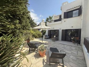 d932de00-ad21-4c07-9c8b-af021e393975