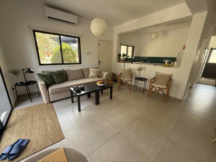 Image No.7-Jumelé de 3 chambres à vendre à Chlorakas