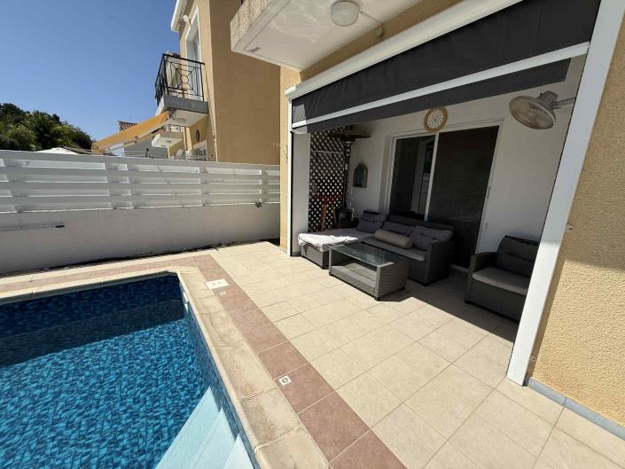 Image No.19-3 Bed Villa / Detached for sale