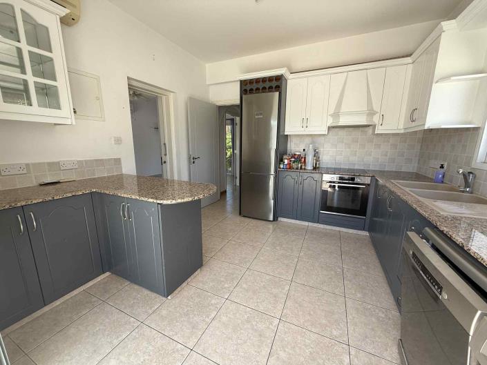 Image No.5-3 Bed Villa / Detached for sale