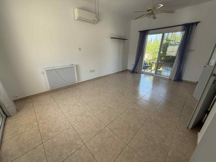 Image No.8-3 Bed Villa / Detached for sale