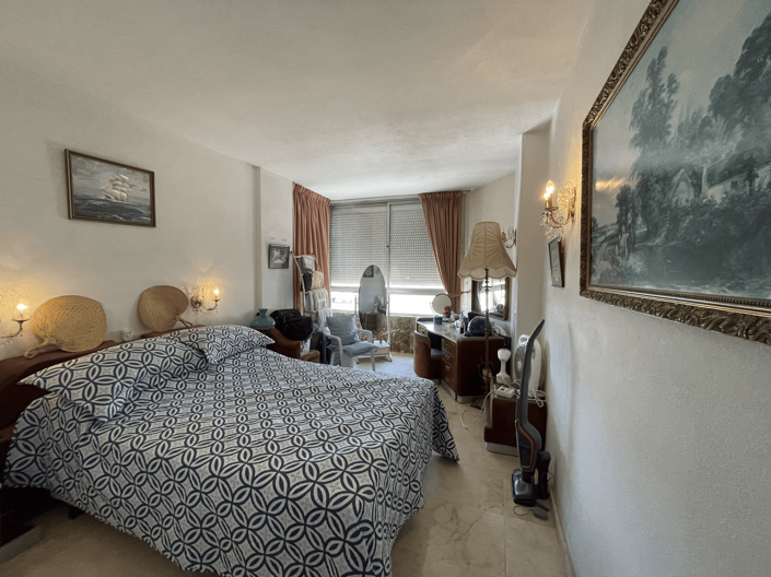 Image No.8-3 Bed Apartment for sale