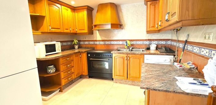 Image No.8-2 Bed Apartment for sale