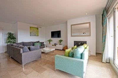 3982-673377-78d1f4f8b6655591b02d22fabb36a692d