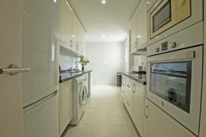 Image No.15-3 Bed Apartment for sale