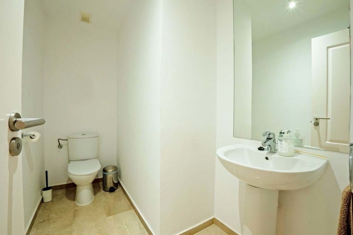 Image No.17-3 Bed Apartment for sale