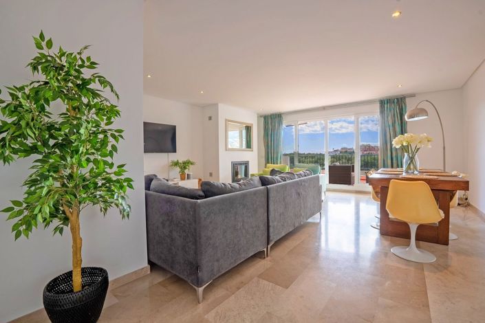 Image No.6-3 Bed Apartment for sale