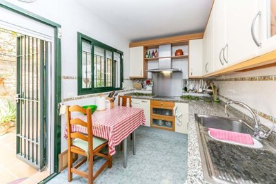 3982-678288-78d1f4f8b6655591b02d22fabb36a692d