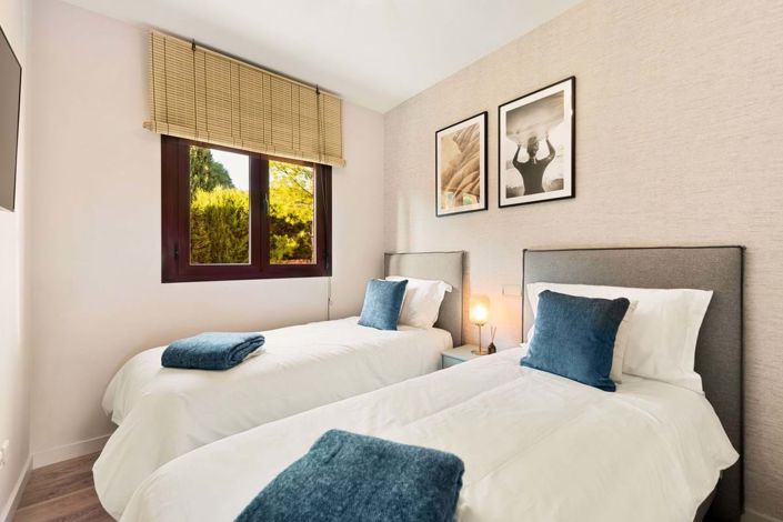 Image No.10-2 Bed Apartment for sale