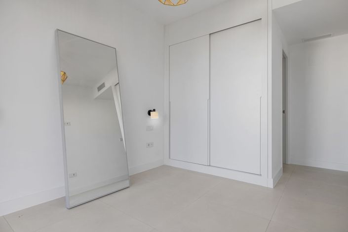 Image No.6-2 Bed Apartment for sale