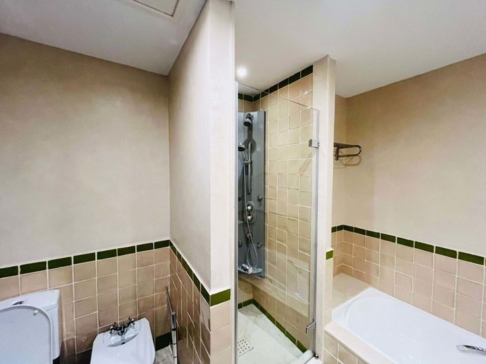 Image No.20-2 Bed Villa for sale