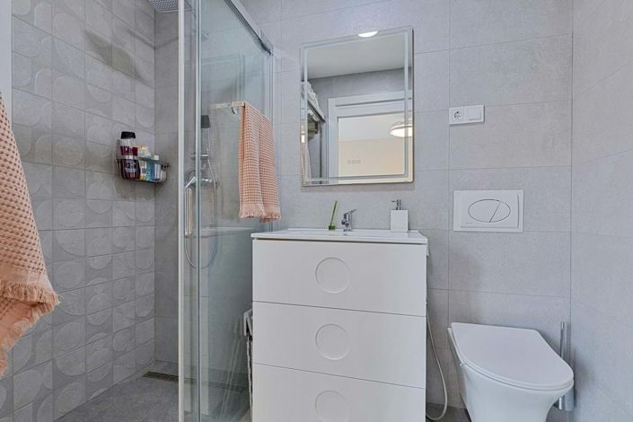 Image No.11-3 Bed Apartment for sale