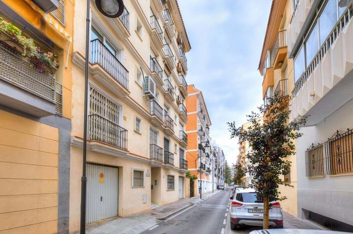 Image No.18-3 Bed Apartment for sale