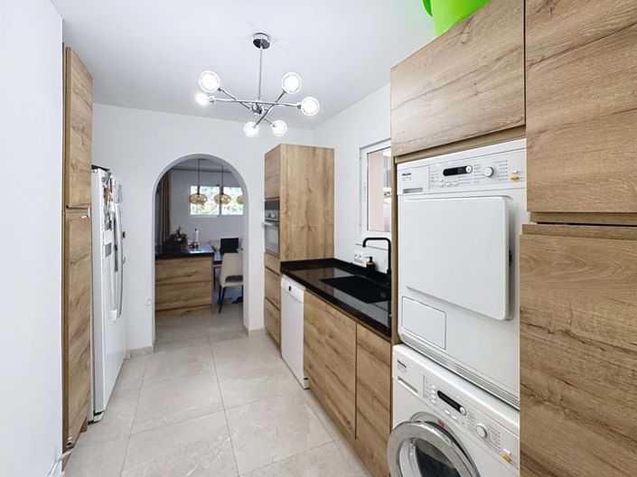 Image No.19-5 Bed Villa for sale