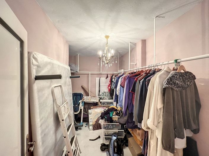 Image No.7-5 Bed Villa for sale