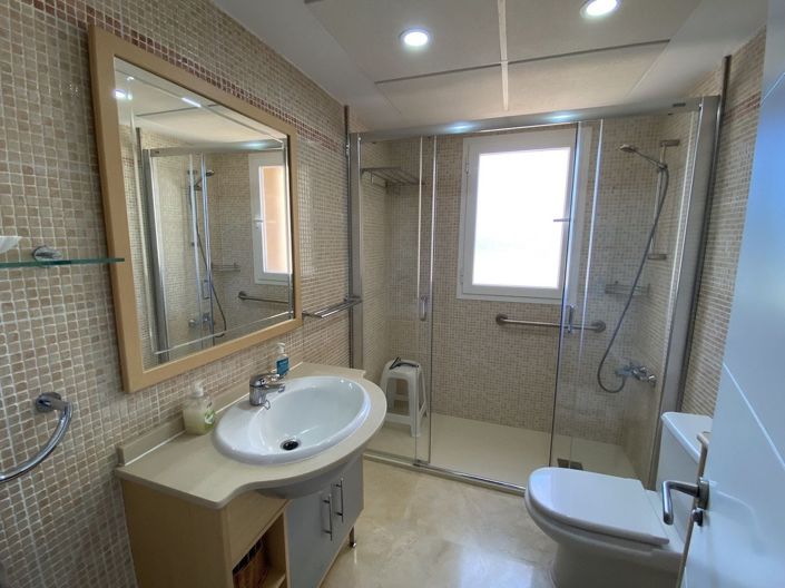 Image No.12-3 Bed Apartment for sale