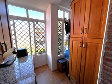 3982-652995-78d1f4f8b6655591b02d22fabb36a692d