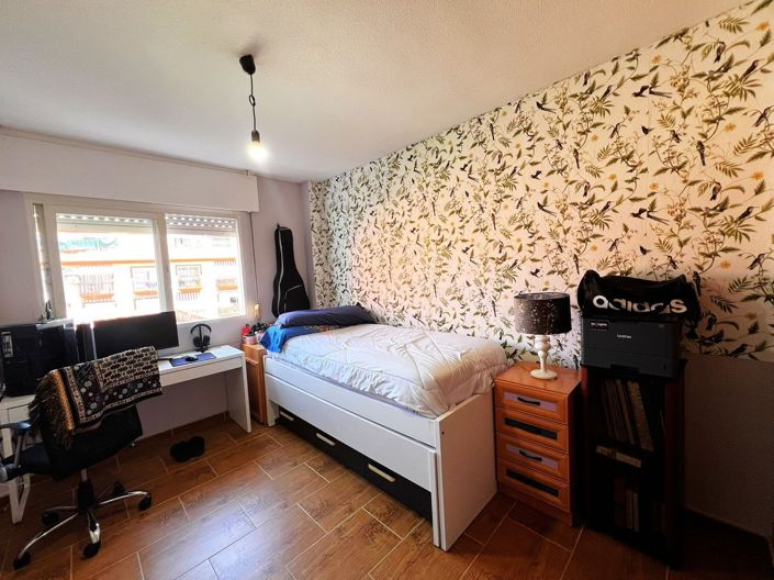 Image No.6-3 Bed Apartment for sale