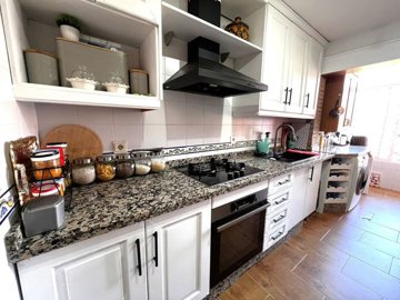 3982-652995-78d1f4f8b6655591b02d22fabb36a692d