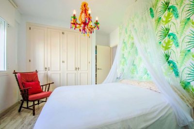 3982-677732-78d1f4f8b6655591b02d22fabb36a692d