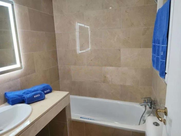 Image No.20-2 Bed Apartment for sale