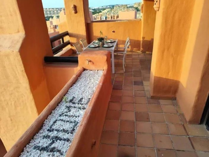 Image No.8-2 Bed Apartment for sale