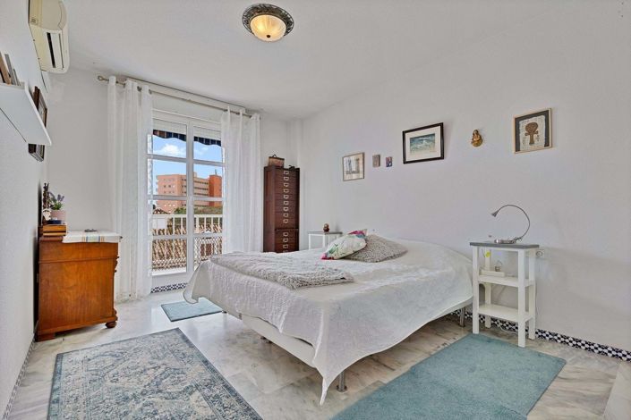 Image No.5-3 Bed Apartment for sale