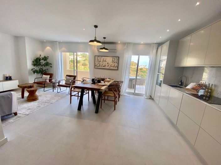 Image No.8-4 Bed Apartment for sale