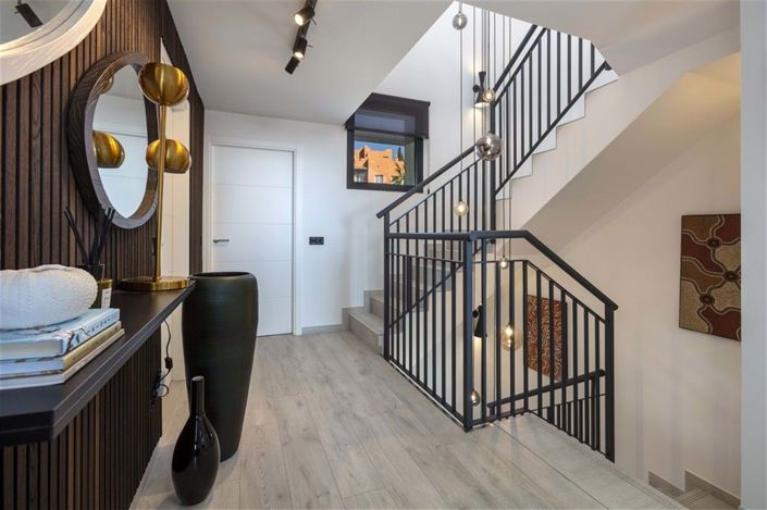 Image No.27-3 Bed Townhouse for sale