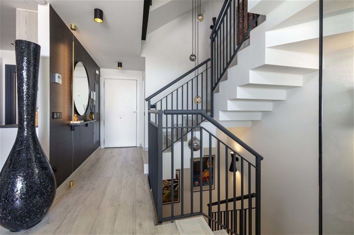 Image No.29-3 Bed Townhouse for sale