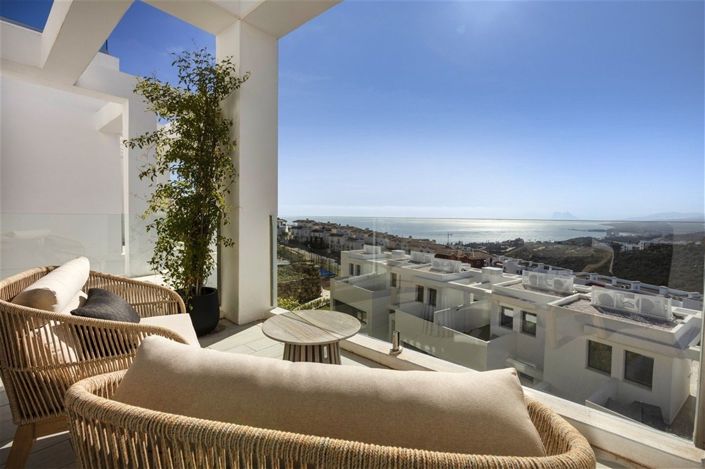 Image No.32-3 Bed Townhouse for sale