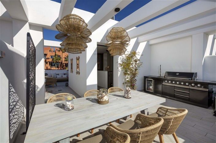 Image No.39-3 Bed Townhouse for sale