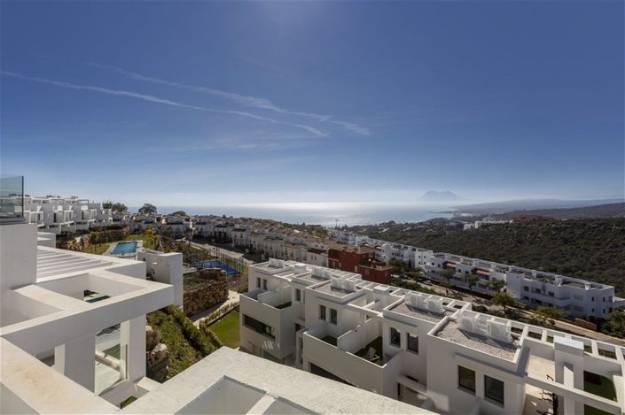 Image No.40-3 Bed Townhouse for sale