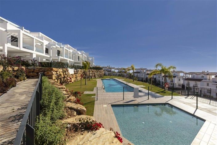 Image No.48-3 Bed Townhouse for sale