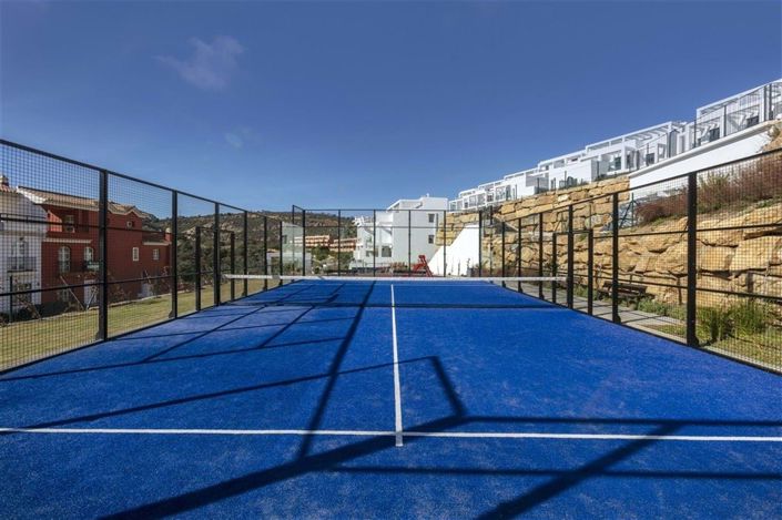 Image No.54-3 Bed Townhouse for sale