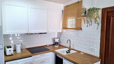 3982-707532-78d1f4f8b6655591b02d22fabb36a692d