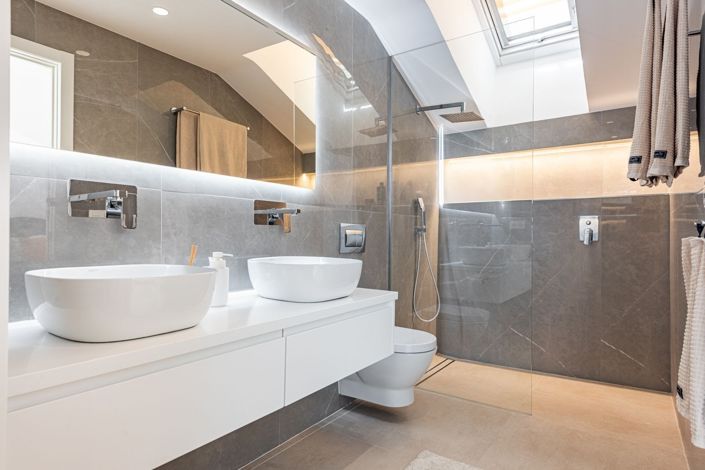 Image No.24-3 Bed Apartment for sale